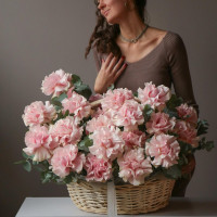 Корзина французских роз ПинкМондиаль, 27 шт. *