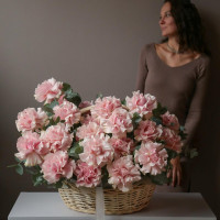 Корзина французских роз ПинкМондиаль, 27 шт. *