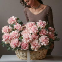 Корзина французских роз ПинкМондиаль, 27 шт. *