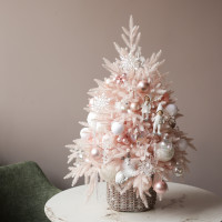 Елка эксклюзивная нежно-розовая с пудрово-белым декором в корзинке, ручная работа, 50 см