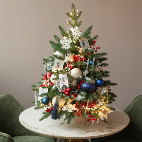 Елка эксклюзивная, РЕТРО С ФЛАЖКАМИ, с огнями, авторский декор, ручная работа - 65 см