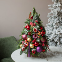 Елочка настольная из живой ели «Королевский пурпур», ручная работа, 55 см