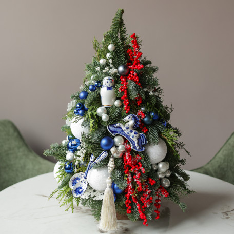 Елочка настольная из живой ели «Русская Гжель», ручная работа, 55 см