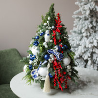 Елочка настольная из живой ели «Русская Гжель», ручная работа, 55 см