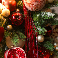 Елка настольная искусственная премиум "Гранатовый блеск", ручная работа, 90 см