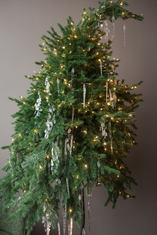 Елка авторская АРТ с хрустальным оформлением