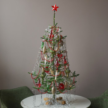 Елка винтажная с декором "ИЗ ДЕТСТВА", в единственном экземпляре