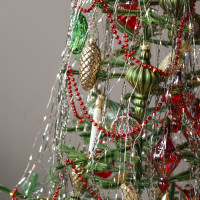 Елка винтажная с декором "ИЗ ДЕТСТВА", в единственном экземпляре