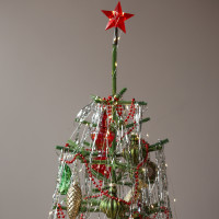 Елка винтажная с декором "ИЗ ДЕТСТВА", в единственном экземпляре