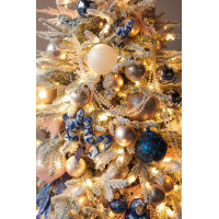 Шикарная заснеженная ель 1,8 м с декором, огнями и игрушками "Гжель"