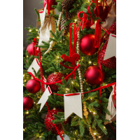 Пушистая литая елочка с русским трендовым красным декором, 210 см