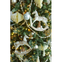 Узкая стильная елка со сливочно-золотым декором, 180 см