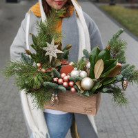 Композиция в ящичке с грибочками и уютным декором