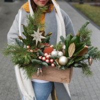 Композиция в ящичке с грибочками и уютным декором