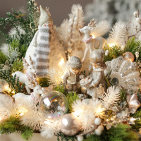 006. Новогодняя композиция с фигурками детей, снеговиком и оленятами