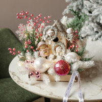 008. Новогодняя композиция с домиком, девочкой и медвежатами