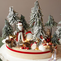 012. Новогодняя композиция с елочками и Дедом Морозом