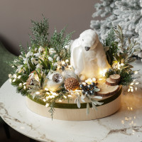 037. Новогодняя композиция в кашпо с подснежниками и пушистым пингвином