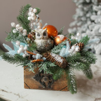 040. Новогодняя композиция с филином в деревянном ящичке