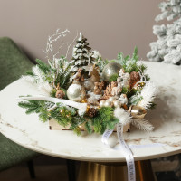 044. Новоголняя композиция с оленем и декоративным рогом