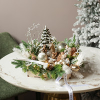 044. Новоголняя композиция с оленем и декоративным рогом