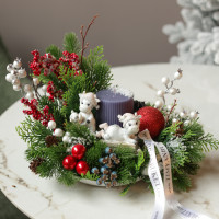 080. Новогодняя композиция со свечой и белыми лошадками/коровками (на выбор)