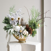 097. Композиция с бело-золотым декором и совой