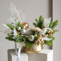 106. Композиция с бело-золотым декором с птицейй и жемчужным грибочком