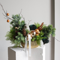 112. Композиция с оранжево-изумрудным декором и фигуркой филина