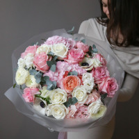 Букет нежный весенний микс