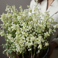 ПРЕМИУМ Ароматные ландыши в стеклянной вазе