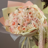 Букет нежных роз