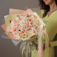 Букет нежных роз