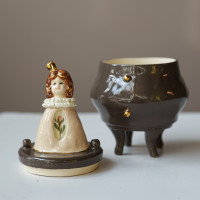Авторская шкатулка с принцем в короне (фарфор)