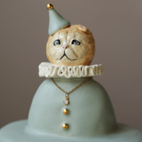 Авторская шкатулка с королевским котом (фарфор)