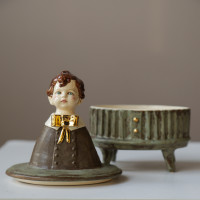 Авторская шкатулка с принцем (фарфор)