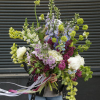 Букет садовый авторский с сиренью