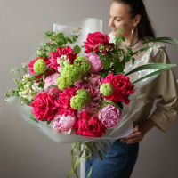 Букет с французскими розами и пионами