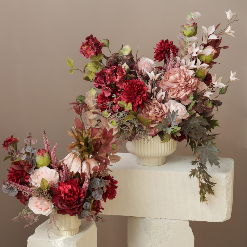 Композиция из искусственных цветов с пионами, розами и хризантемами, S