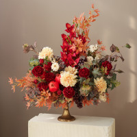 Композиция из искусственных цветов с розами, гладиолусами и хризантемами