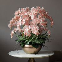 Композиция из обьемных розовых орхидеи в интерьер-премиум