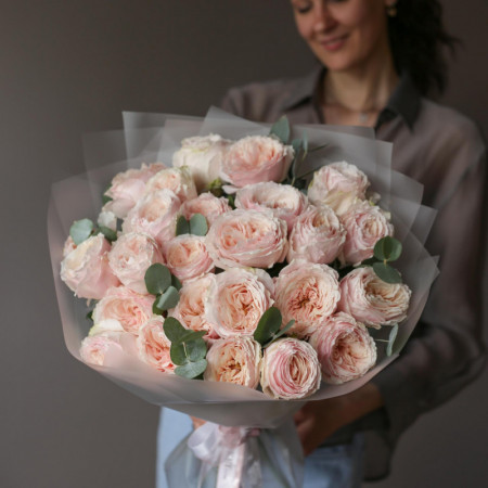 Пионовидные розы