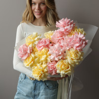 Нежный букет из французских роз