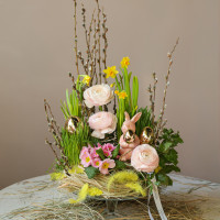 Пасхальная композиция в керамическом кашпо