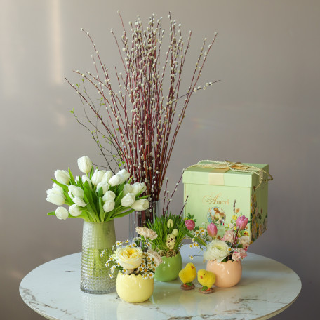 Пасхальный сет декора: верба, тюльпаны и вазочки-скорлупки с композициями + свежий паннетоне, с вазой
