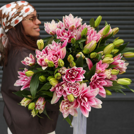 Монобукет пионовидных лилий, 19 шт