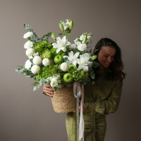 Корзина «Зелёное утро» · лилии · гортензия