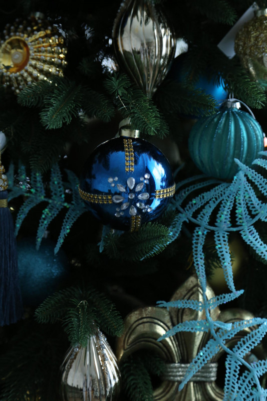 Елка с оформлением КАРНАВАЛ, 210-250 см