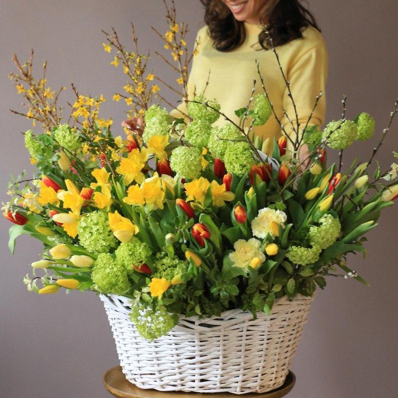 КОРЗИНЫ ЦВЕТОВ